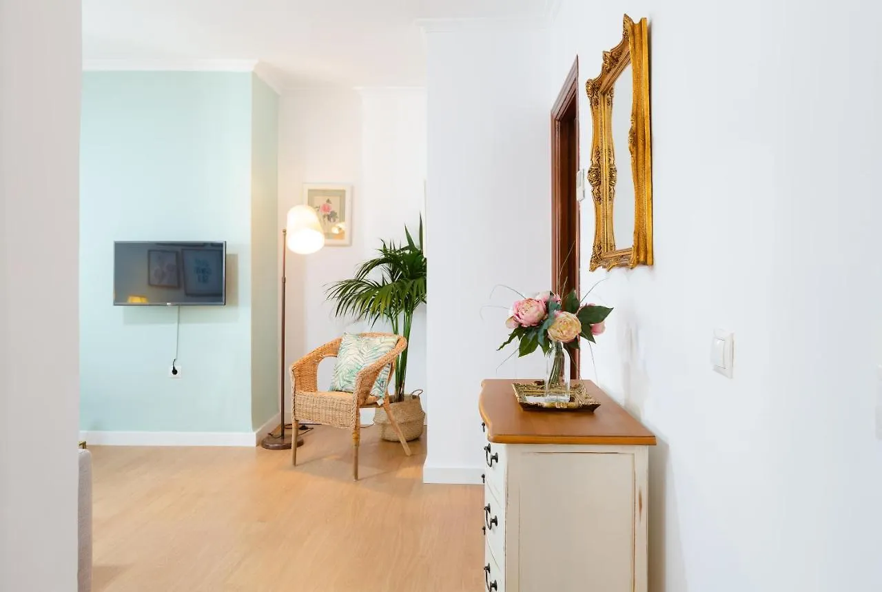 Apartment Atarazanas: Apartamento De Dos Habitaciones Malaga