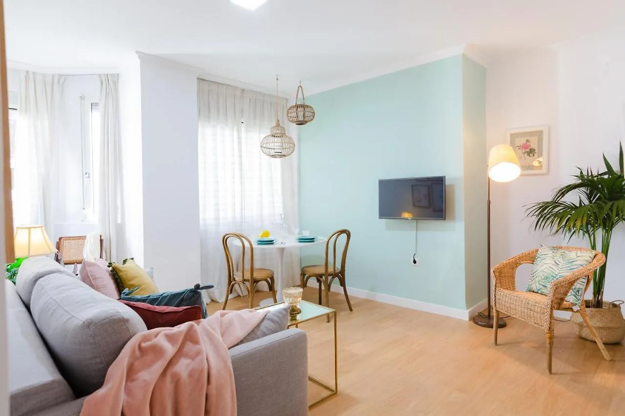 Apartment Atarazanas: Apartamento De Dos Habitaciones Malaga