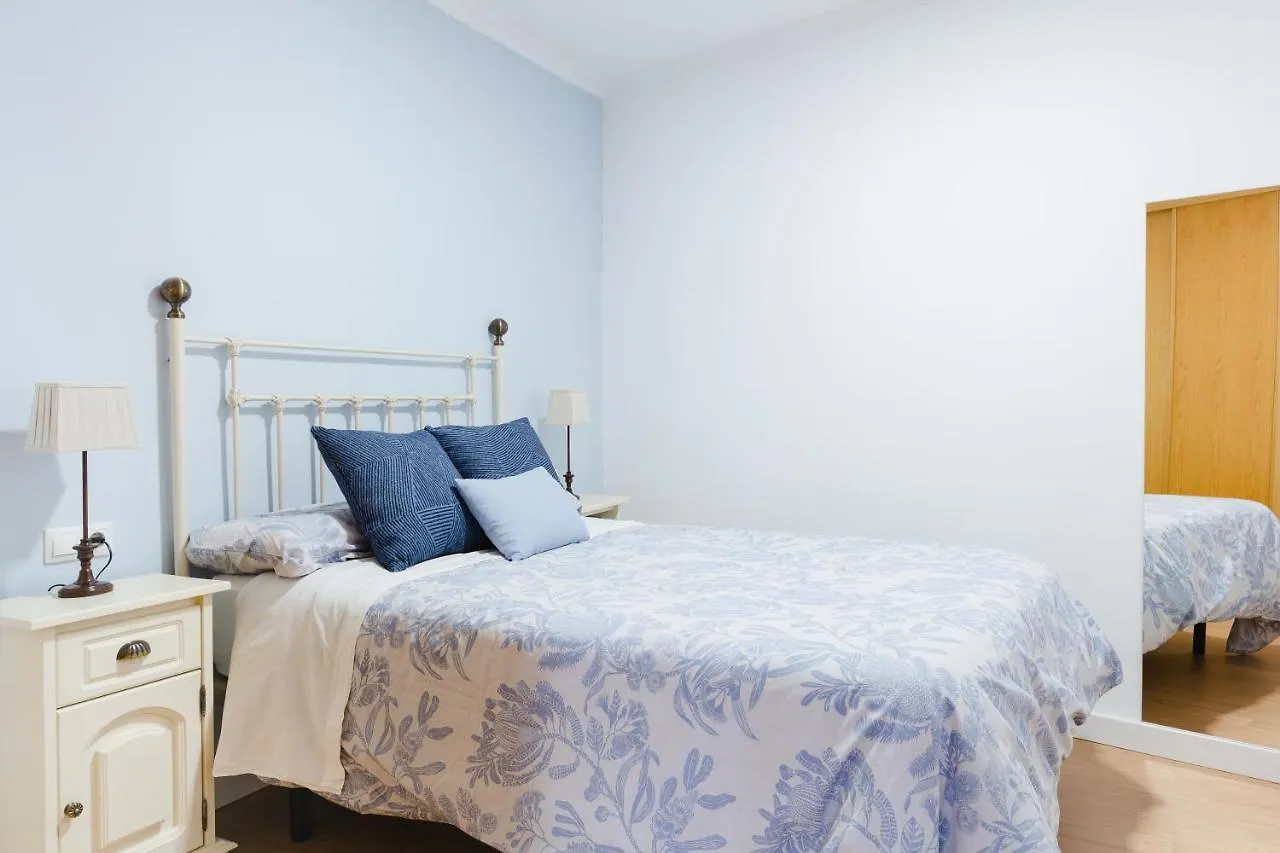 Atarazanas: Apartamento De Dos Habitaciones Malaga